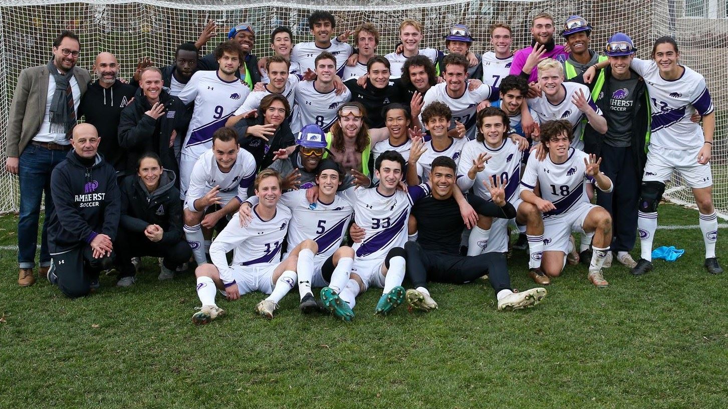 Men's Soccer Reaches National Semifinals