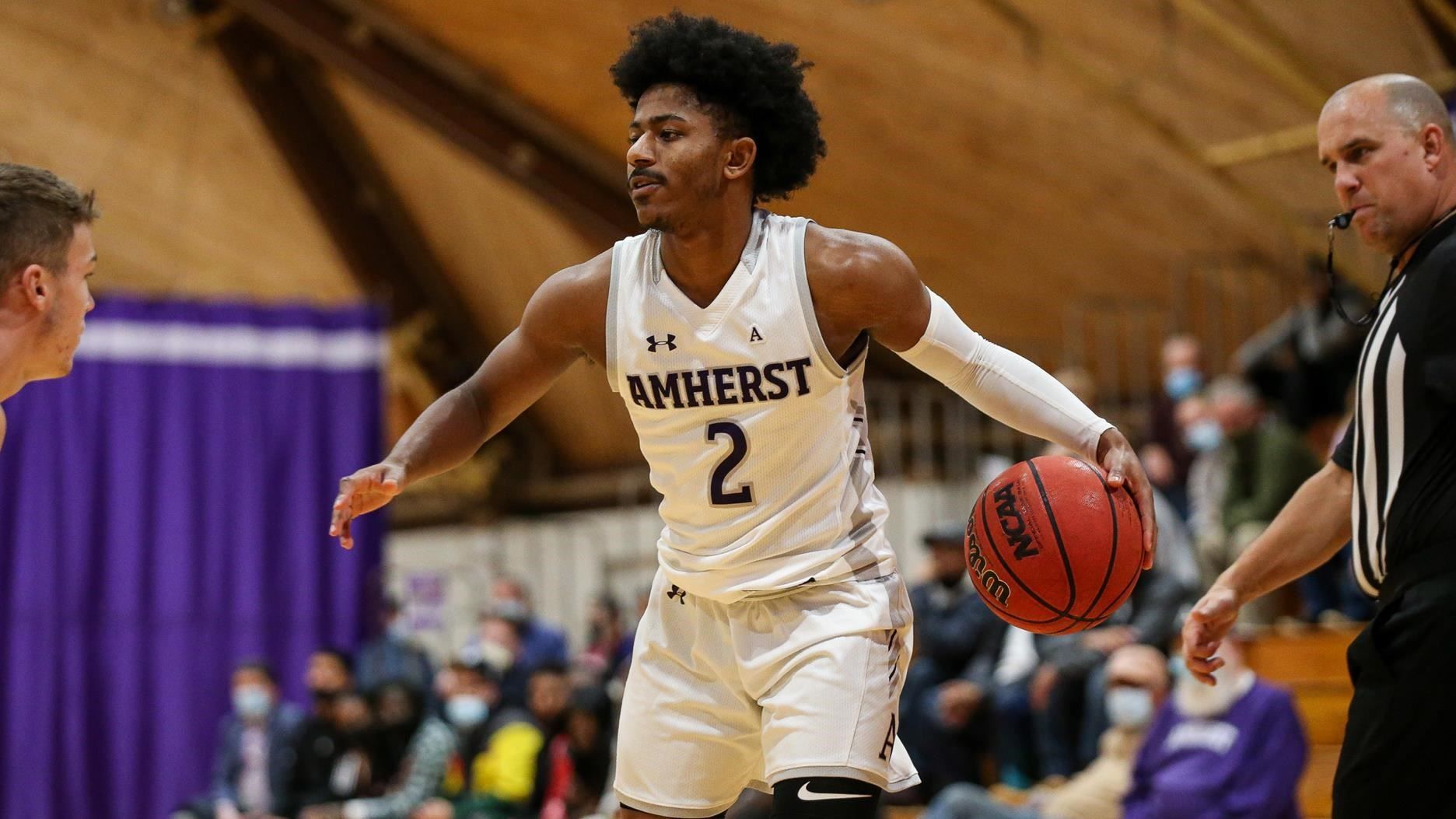 Men’s Basketball Off to Dominant Start, Undefeated in First Five Games