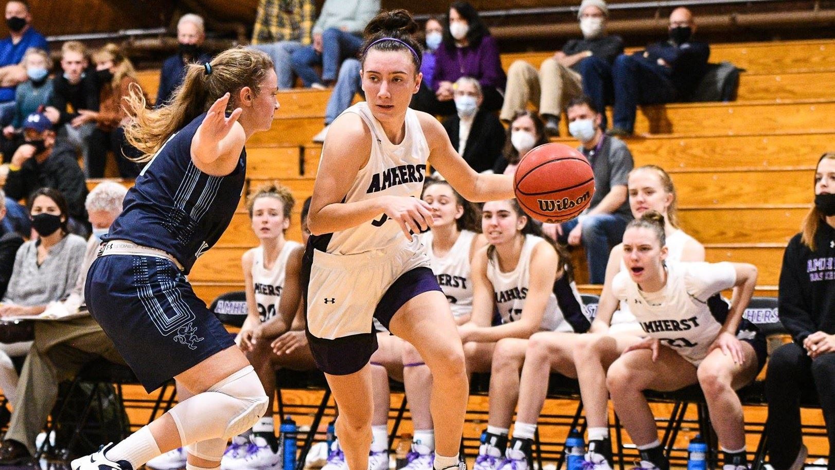 Women’s Basketball Win Streak at 10, Into Semis