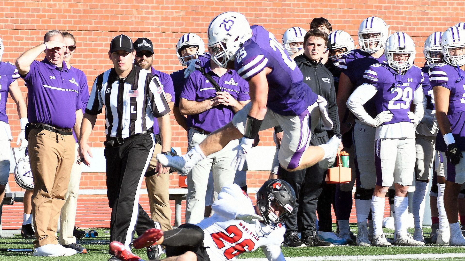 Football Falls to Wesleyan in Homecoming Thriller