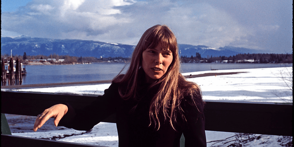 WAMH × The Student: Reflecting on Joni Mitchell's "Blue"