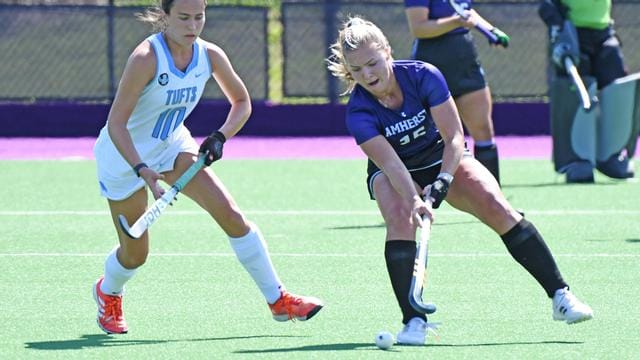 Field Hockey’s Win Streak Ended by Bantams