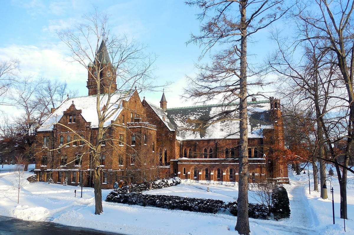 Mount Holyoke College Workers Go On 24-Hour Strike