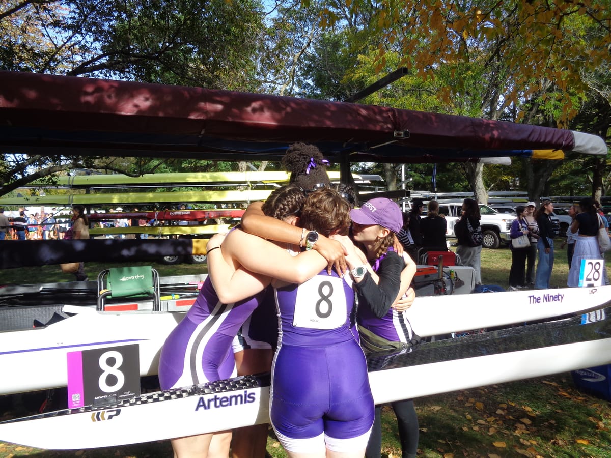Amherst Crew Sets New Record at Head of the Charles