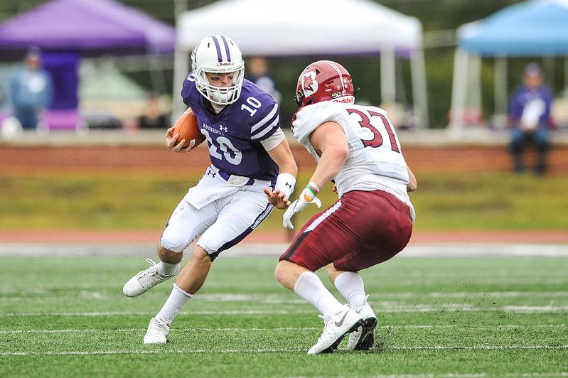 Football Staves Off Tufts In Comeback Third Win