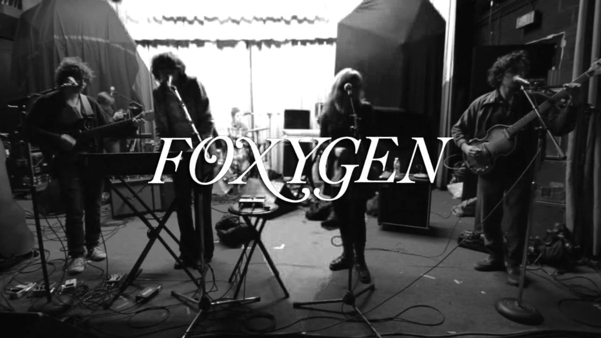 Foxygen’s Fourth Album “Hang” Promises Potential but Falls Short