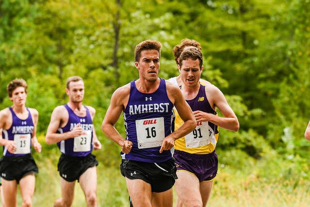 Men’s Cross Country Claims Second Straight NESCAC Championship