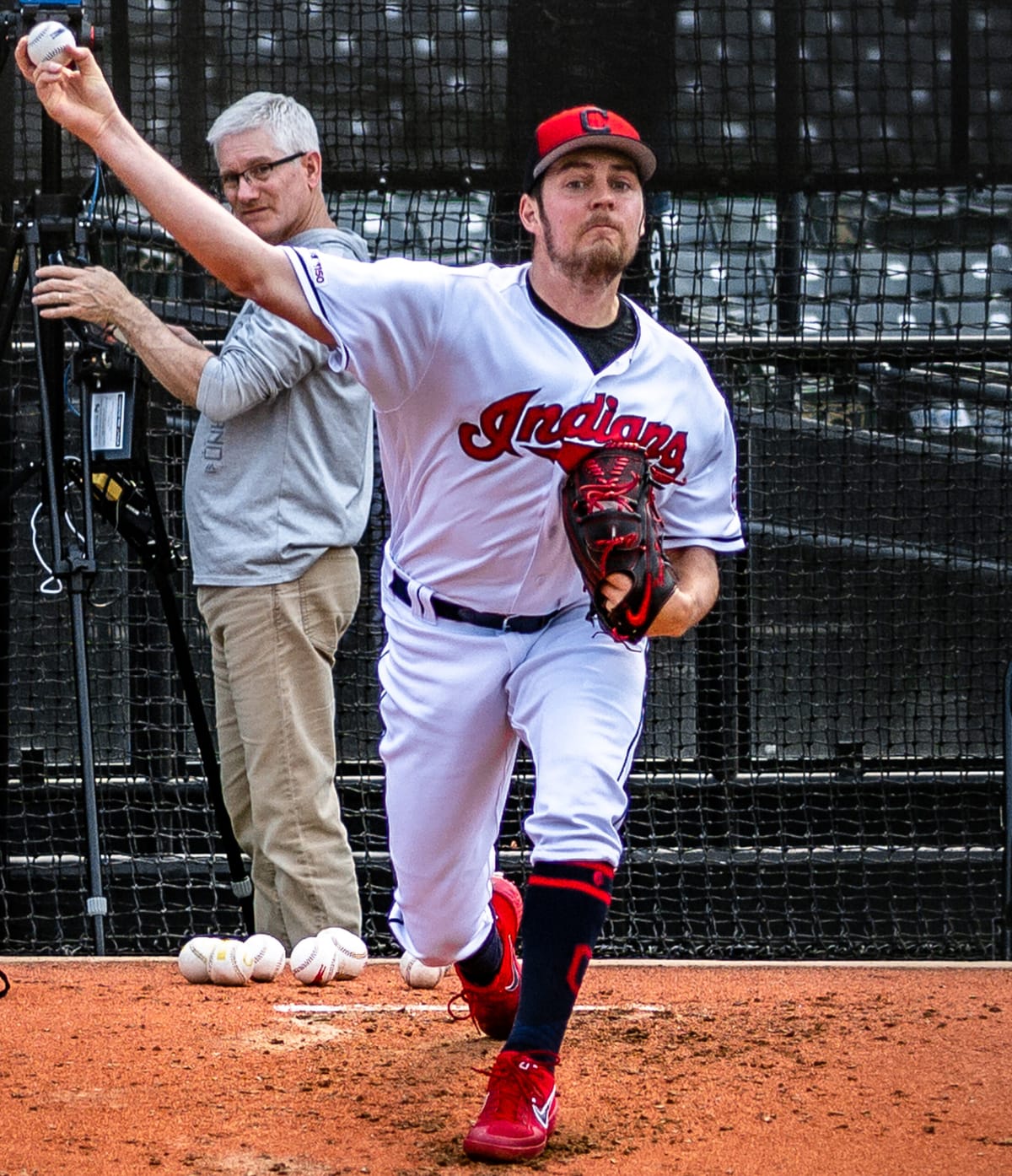 Trevor Bauer, former Cleveland right-hander, signs one-year deal with  Japanese team 