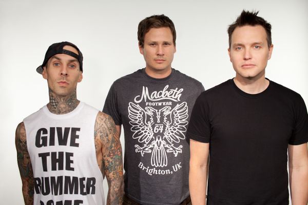 Blink-182: Dogs Have Their Day Again