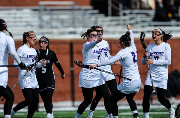Women’s Lacrosse Climbs to Top of DIII Rankings With Two Wins