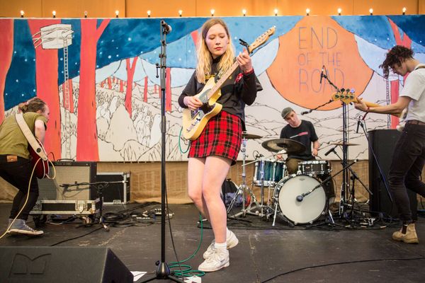 Julia Jacklin Tackles Pain and Desire of Love in “Crushing”
