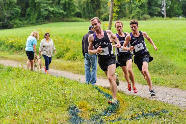 Men’s Cross Country Defends Little Three Title on Home Turf