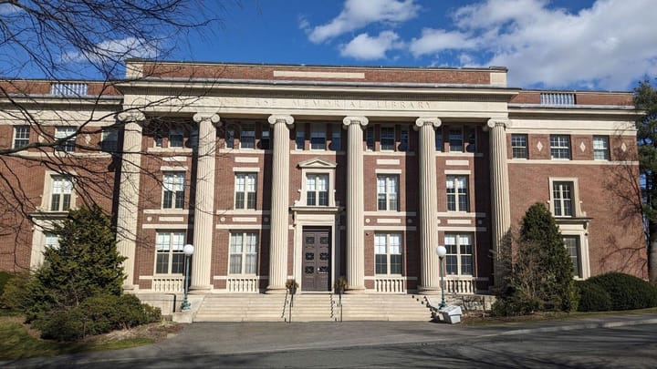Faculty Vote to Amend Statement of Academic and Expressive Freedom