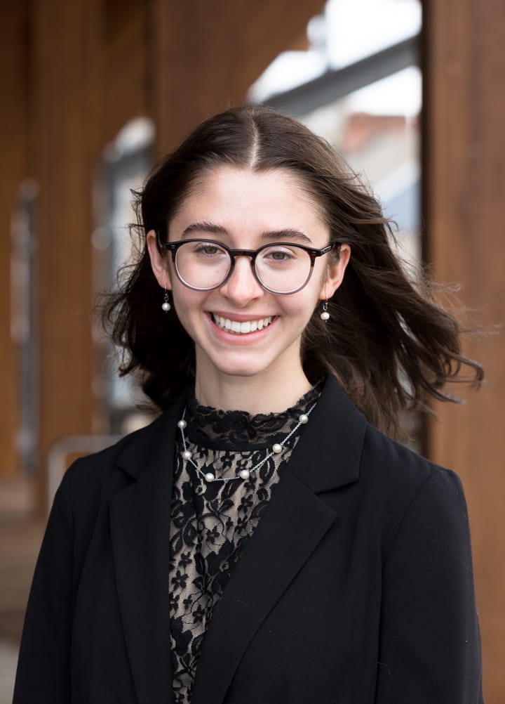 Nora Lowe: At the ‘Corps’ of Scientific Journalism