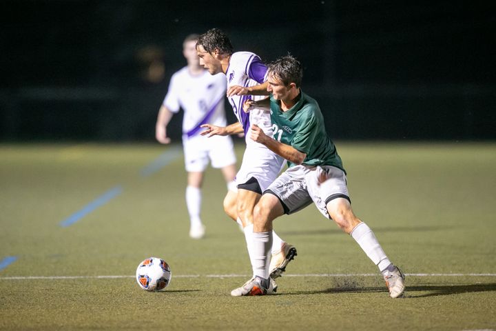 Amherst Remains Unblemished, Beats Wesleyan